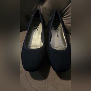 Women's Navy Flats